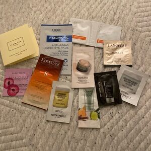 Beauty Sample Set - 11 items